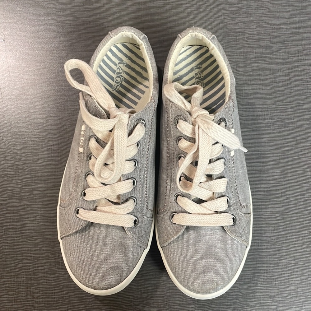 TAOS Canvas Causal Sneakers